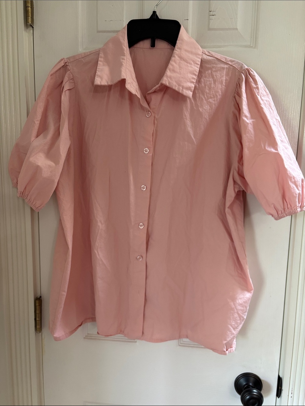 Classic Button-Front Cotton Pink Puff-Sleeve Women's Top